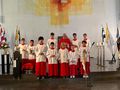 Elf neue Messdiener in St. Elisabeth eingeführt